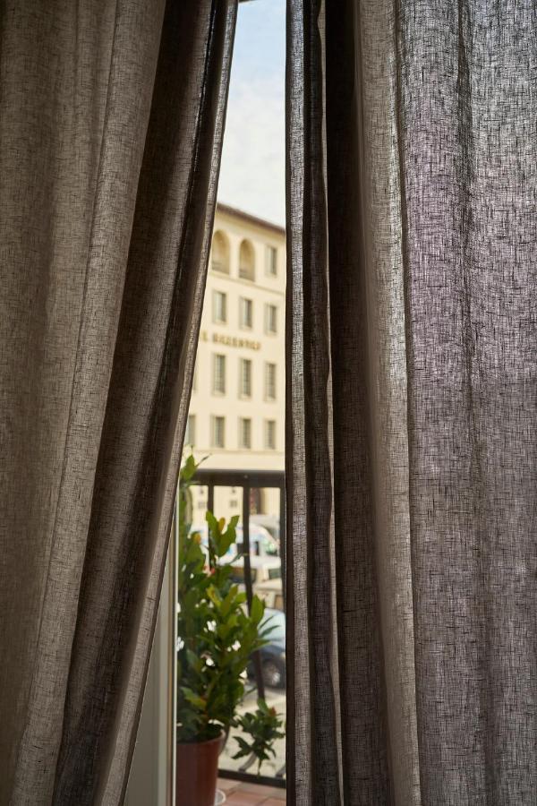 3 Master Bedrooms With Balcony On The River With Views Florence Ngoại thất bức ảnh